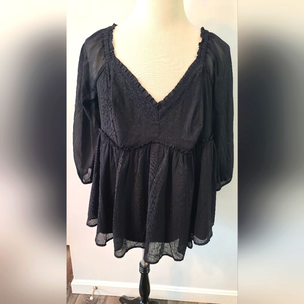 NWT Torrid Black Peplum Crop Top Size 1